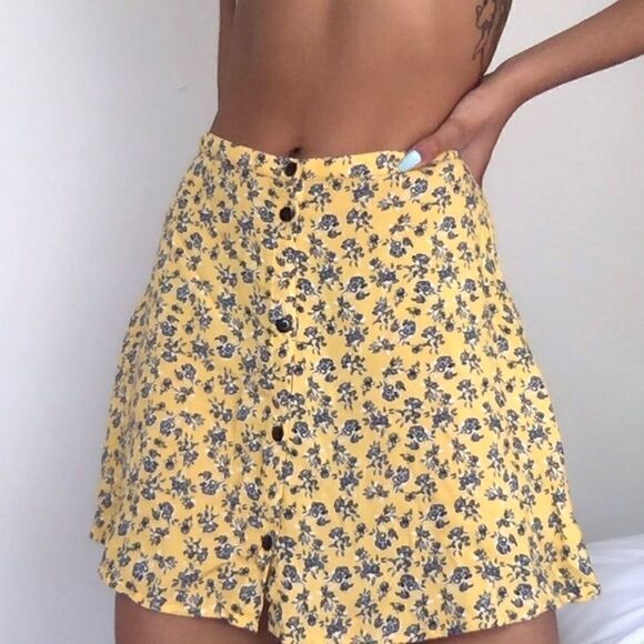 H&M vintage yellow floral skirt with buttons size 2 - Picture 1 of 7